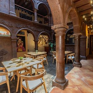 Five Queens Boutique Hotel